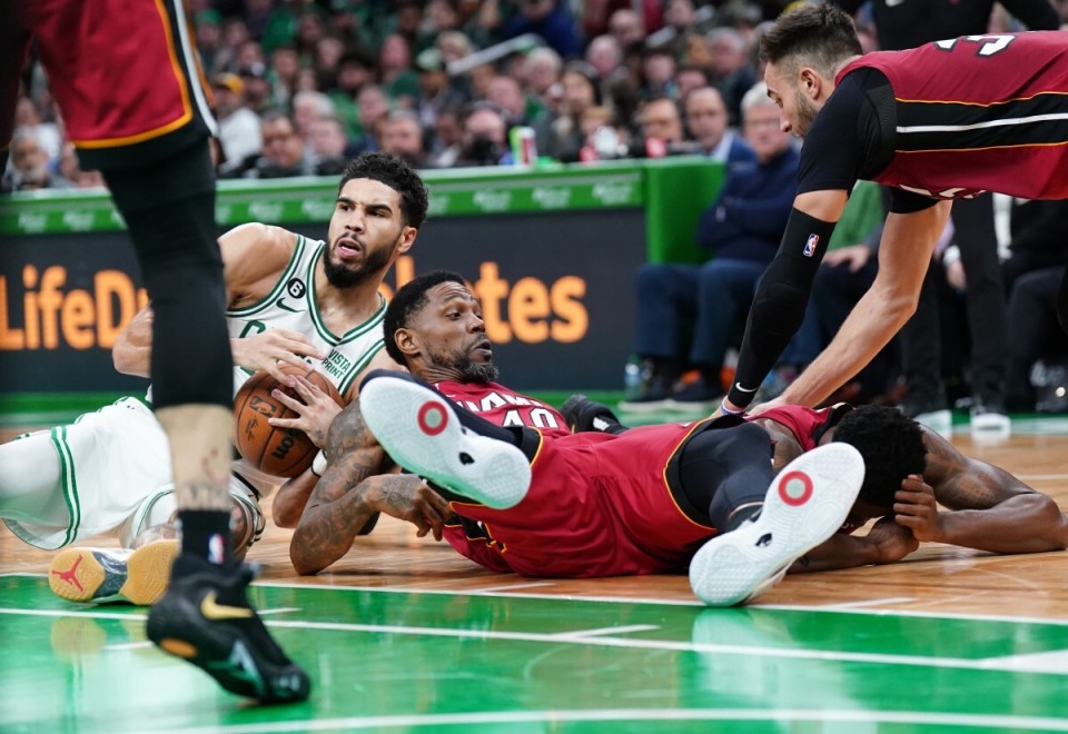  塔图姆经典比赛 