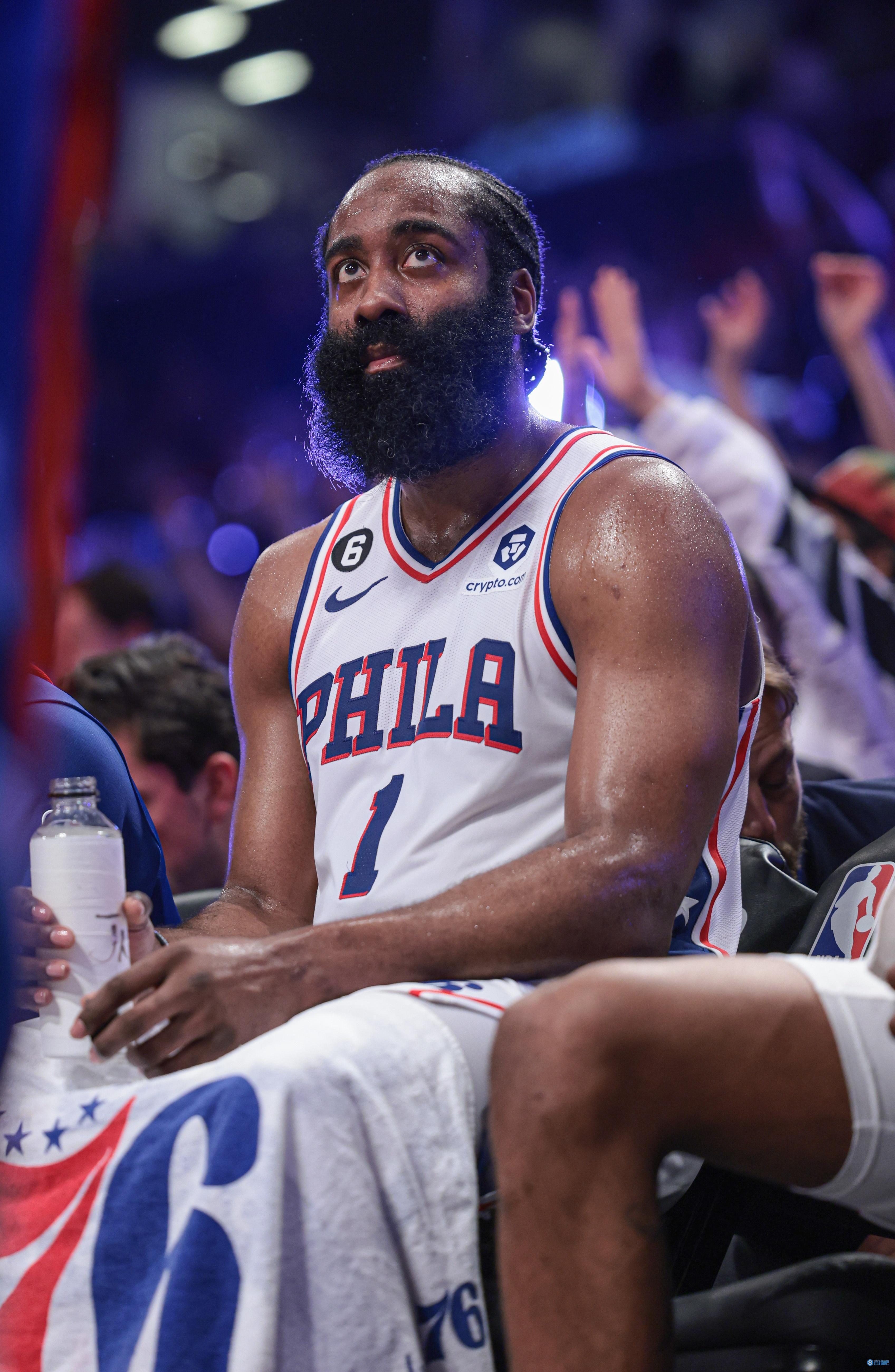 -哈登新星高光表现表现惊艳，勇士未来可期！的简单介绍