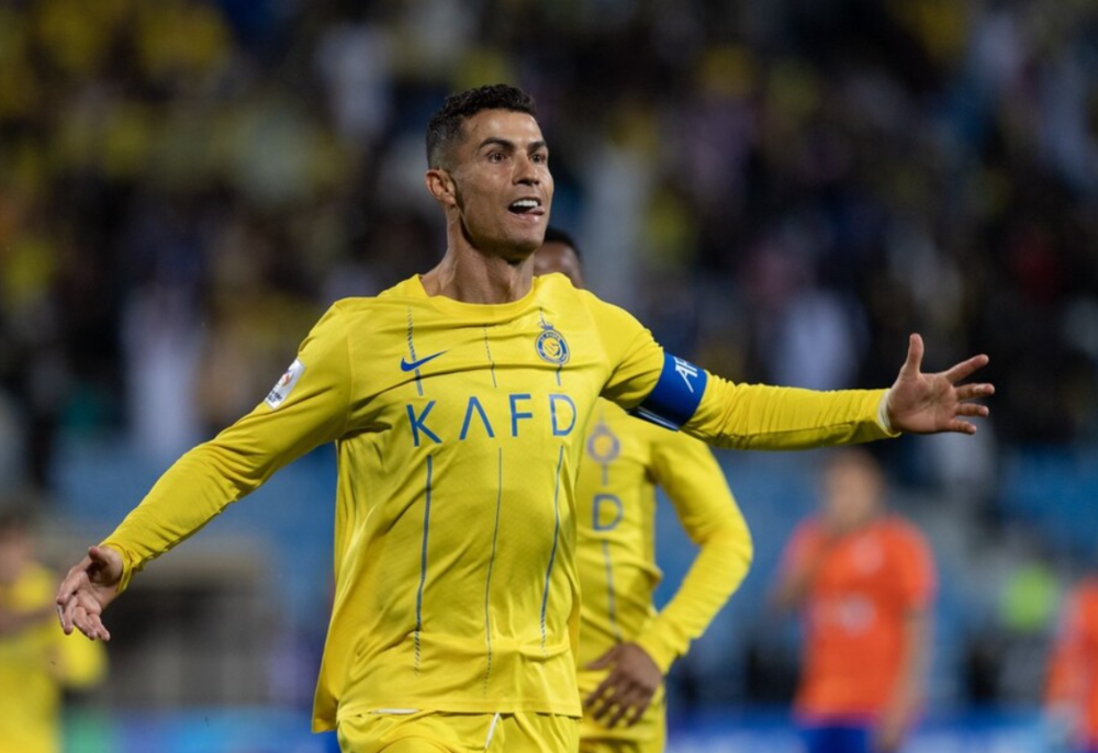 J9- c罗在拜仁比赛中关键助攻,惊险取胜引发热议的是谁 